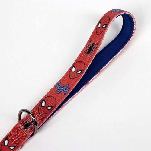 Close-up of lightly padded handle on Spider-Man Dog Lead for added comfort during daily walks.